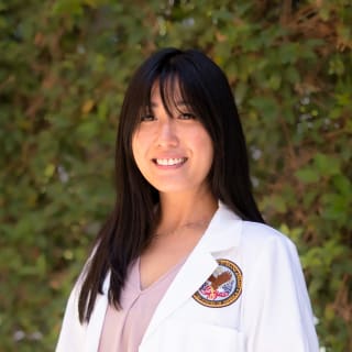 Julie Nguyen, Pharmacist, Palo Alto, CA