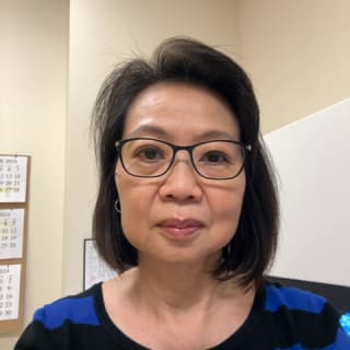 Lisa Uy, MD, Geriatrics, Fort Myers, FL