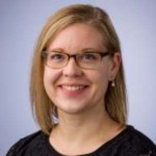 Elizabeth Gulleen, MD, Infectious Disease, Saint Paul, MN