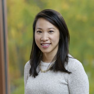Connie Dy, Nurse Practitioner, Commack, NY, Memorial Sloan Kettering Cancer Center