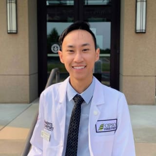Justin Chau, DO, Dermatology, Portland, OR