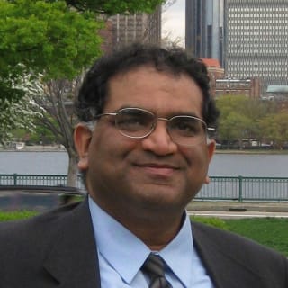 Pradeep Dilwali, MD, Internal Medicine, Lexington, MA
