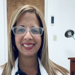 Maria Medina Oliveras, MD, Family Medicine, Ciales, PR