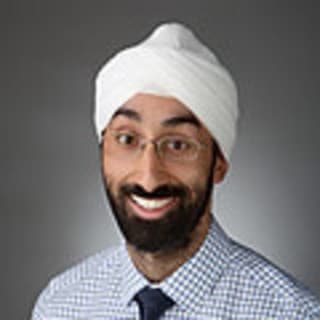 Bentley Makkar, MD, Internal Medicine, Seattle, WA