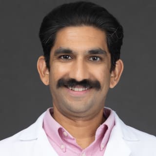 Ricky Mehta, MD, Internal Medicine, Nashville, TN, TriStar Centennial Medical Center