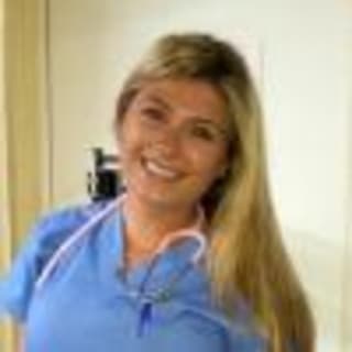 Tania Panicucci-Roma, PA, Critical Care, Huntington, NY