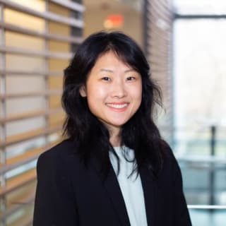 Emma Chen Tang, MD, Rheumatology, Las Vegas, NV