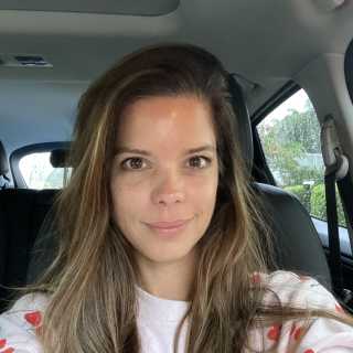 Angelina Cole