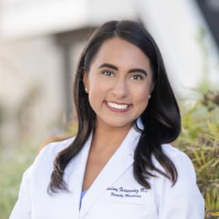 Jhaimy Fernandez, MD, Family Medicine, Lynwood, CA