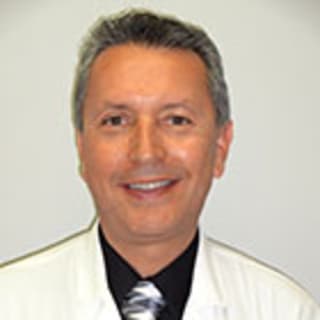 Rodrigo Tobar Jr., DO, Family Medicine, Southfield, MI, Corewell Health Farmington Hills Hospital