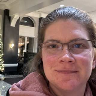 Lindy Carlstrom, MD