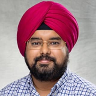 Udhayvir Grewal, MD, Internal Medicine, Iowa City, IA