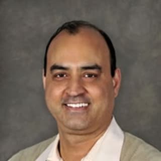 Vasudev Kanade, MD, Internal Medicine, Honolulu, HI