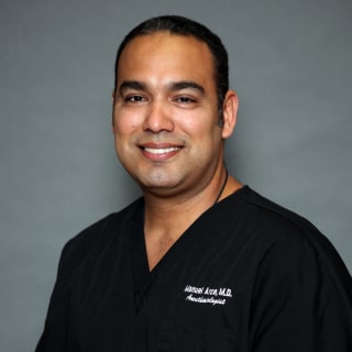 Manuel Arce, MD, Anesthesiology, Dallas, TX