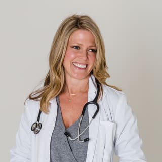 Katie (Kaminski) Hamilton, Women's Health Nurse Practitioner, Chicago, IL, Northwestern Memorial Hospital
