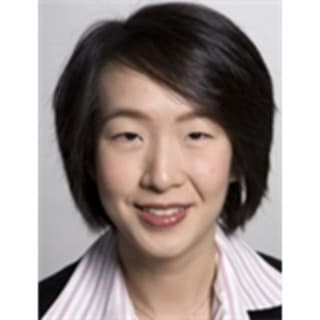 Yuki Young, MD, Gastroenterology, Long Island City, NY