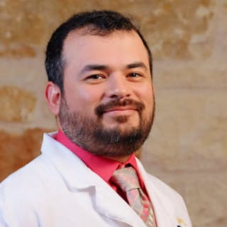 Ernesto Hernandez, MD, Internal Medicine, Kerrville, TX, Peterson Health