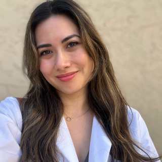 Parisa Oviedo, MD, Resident Physician, La Jolla, CA