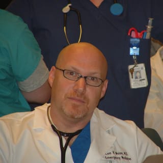 Lee Weiss, MD, Emergency Medicine, El Segundo, CA, Maui Memorial Medical Center