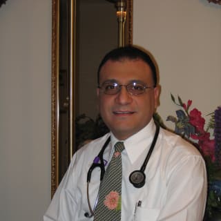 Michel Ghobrial, MD, Internal Medicine, Huntington, NY, Huntington Hospital