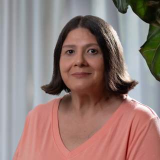 Angela Martinez, MD, Family Medicine, Evanston, IL