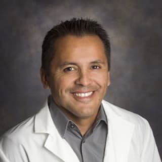 Luis Guzman, MD, Family Medicine, Los Angeles, CA