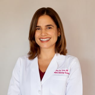 Rosa Diaz, MD, Pediatric Hematology & Oncology, Houston, TX