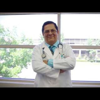 Pablo Castro, MD, Family Medicine, Lodi, CA