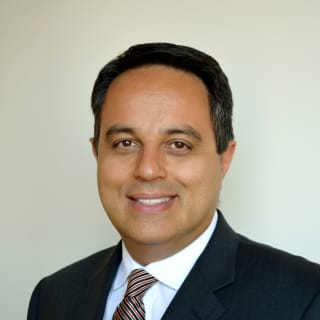 Alvaro Sanchez, MD, Internal Medicine, Minnetonka, MN