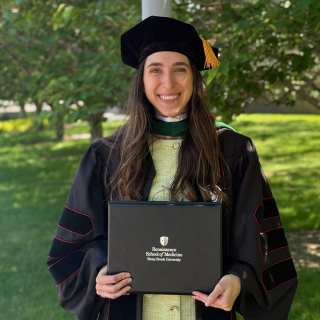 Grace Hren, MD, Dermatology, Mineola, NY