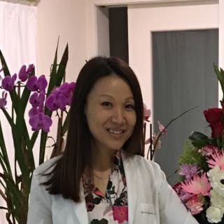 Helen Kang, MD, General Surgery, Los Angeles, CA, St. Vincent Medical Center