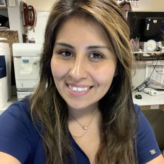 Vanesa Senteno, Family Nurse Practitioner, Chicago, IL