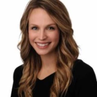 Elyse Fox, Family Nurse Practitioner, Robbinsdale, MN