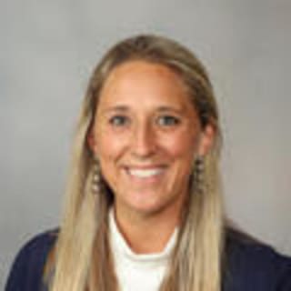 Elizabeth Lees, DO, Internal Medicine, Rochester, MN, Mayo Clinic Hospital - Rochester