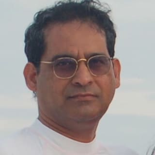 Arif Showkat, MD