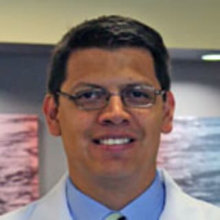 Julian Falla, MD, Internal Medicine, San Antonio, TX