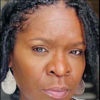 Sandra Arnold