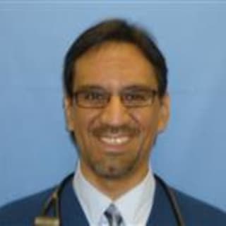 Edgard Vera Tapia, MD, Nephrology, Victorville, CA, Desert Valley Hospital