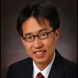 Wei-Chuan Wang, MD, Ophthalmology, Green Bay, WI