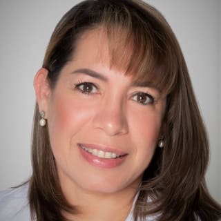 Fara Castillo, MD, Family Medicine, Naples, FL