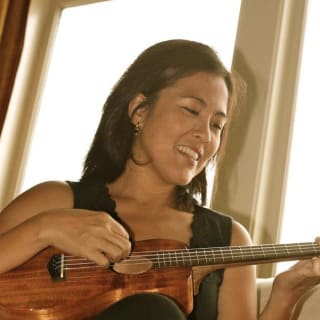 Mary (Lambio) Valenzuela, MD