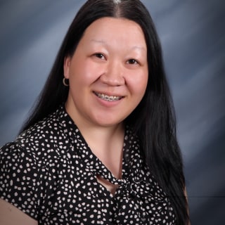 Lesley Xiong, MD