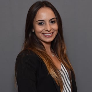 Camila Del Rio, MD, Internal Medicine, Miami, FL