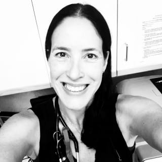 Gabriela Rosas-Garcia, MD, Internal Medicine, Bronx, NY