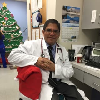 Miguel Ramirez-Colon, MD, Family Medicine, Houston, TX