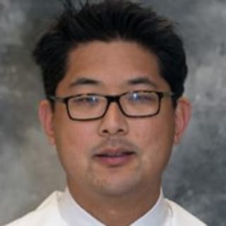 Young Oh, MD, Otolaryngology (ENT), Anaheim, CA