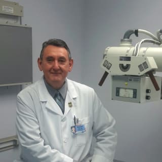 Manuel Ceja, MD, Internal Medicine, Jamaica, NY, Jamaica Hospital Medical Center