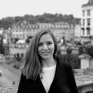 Maryam Soltanolkotabi, MD