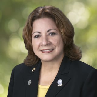 Lillian Arce De Malave, Pharmacist, Davie, FL