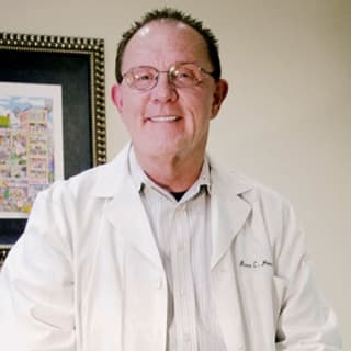 Ross Hensley, MD, Dermatology, Lawton, OK, Southwestern Medical Center